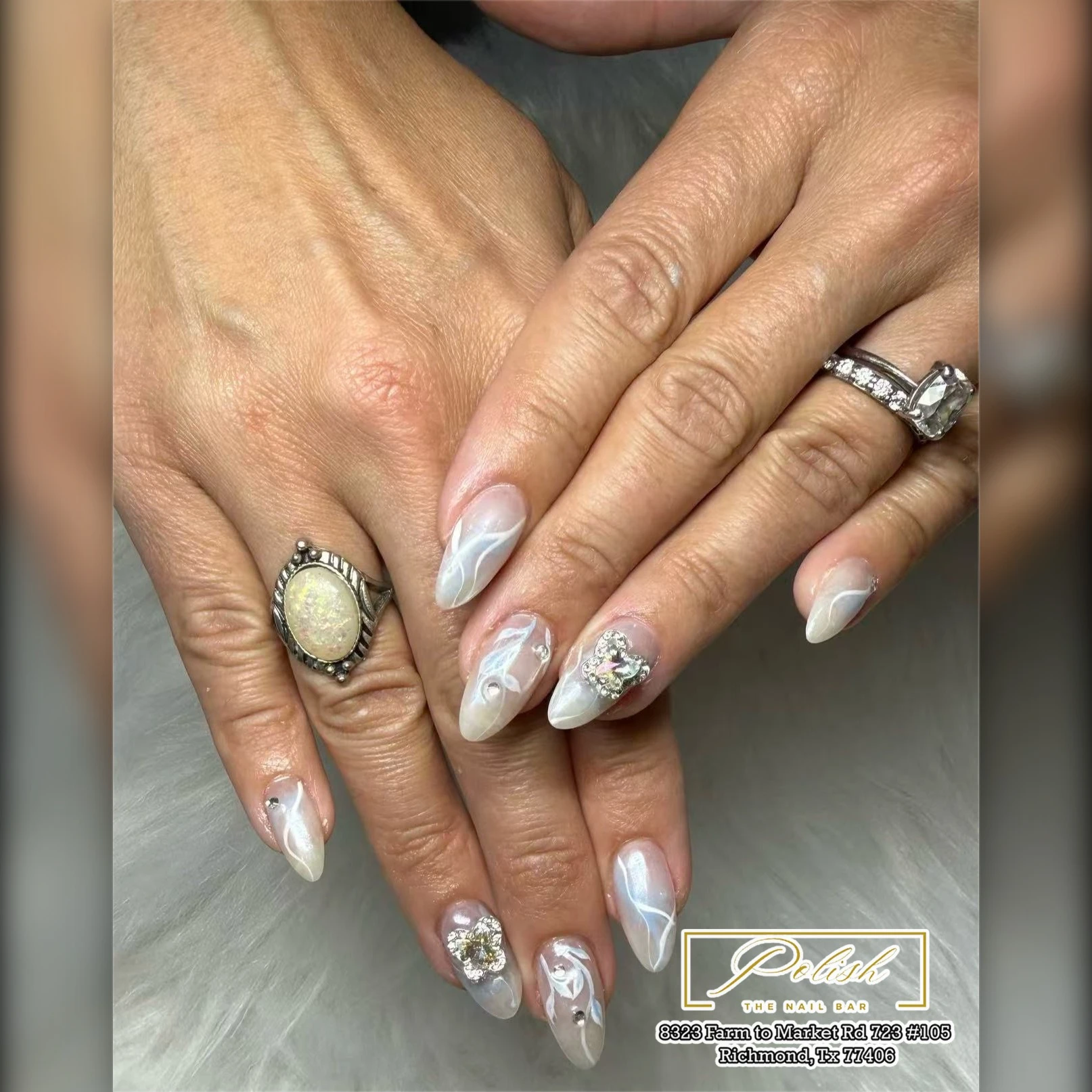 Trending nails art